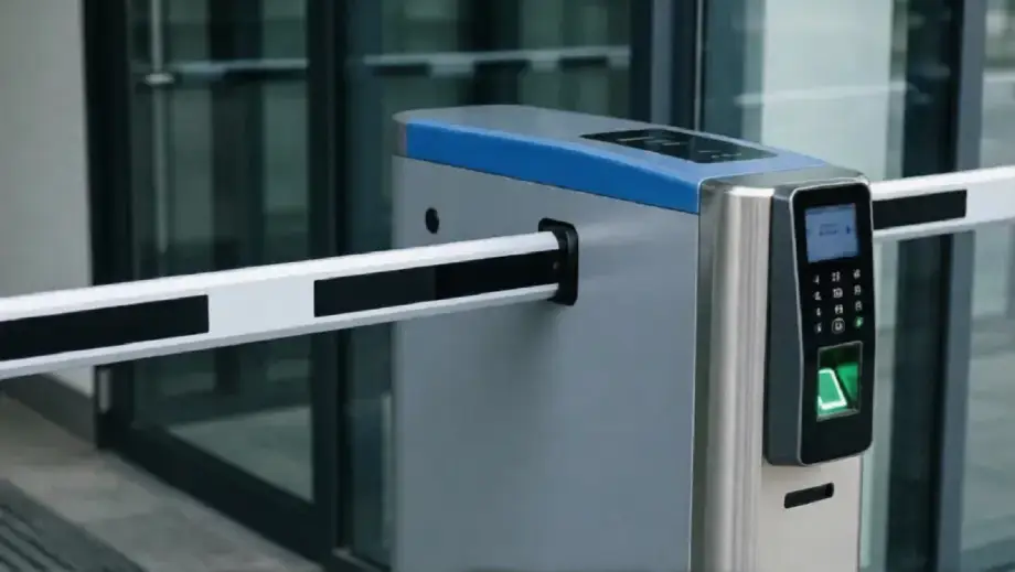 مميزات البوابات الإلكترونية وأجهزة البصمة التقنية الحديثة لأنظمة الأمان